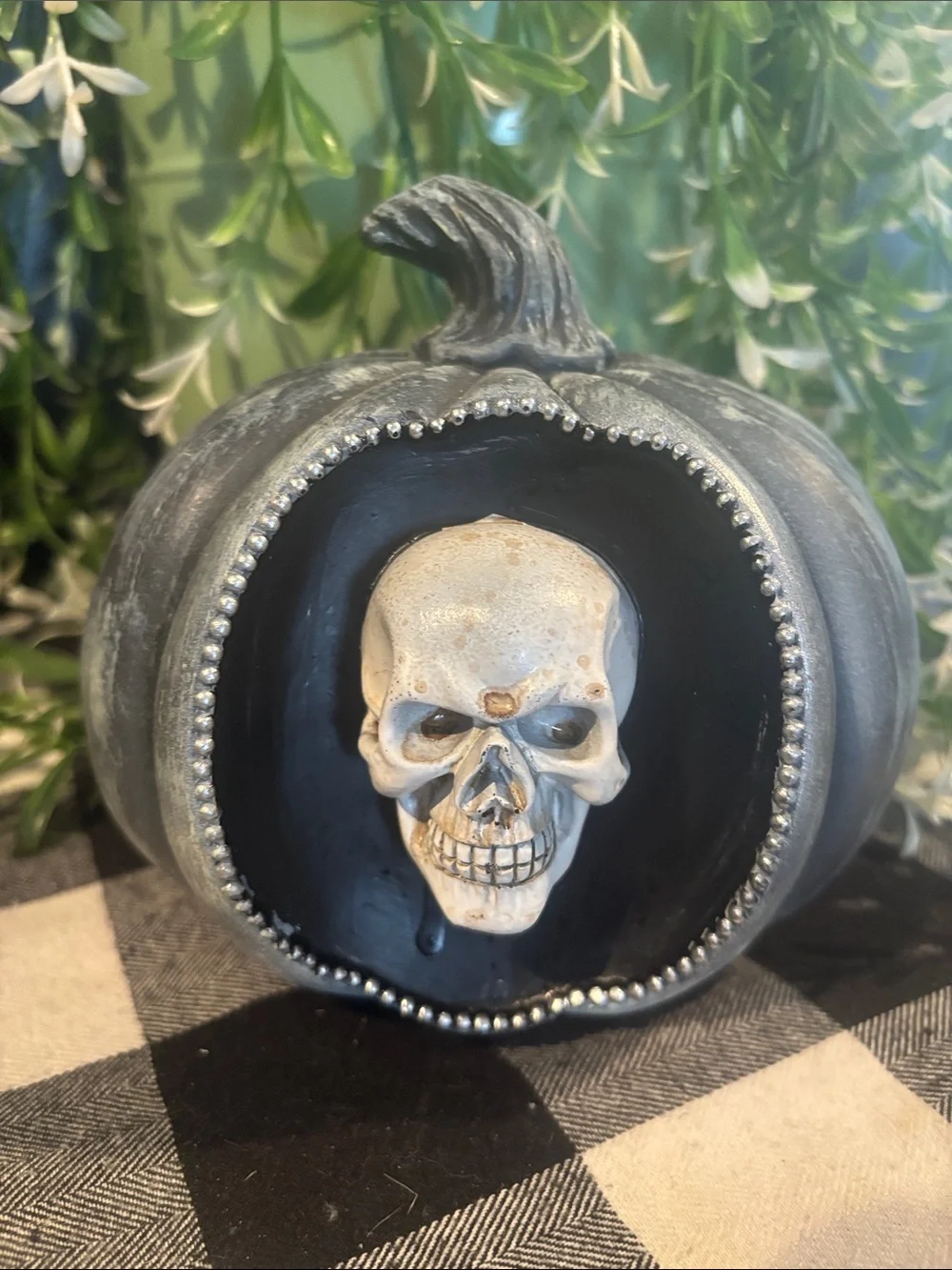 Dark Gray Skull Pumpkin Accent - Brand: